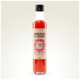 Vinaigre pulpeux de fraises